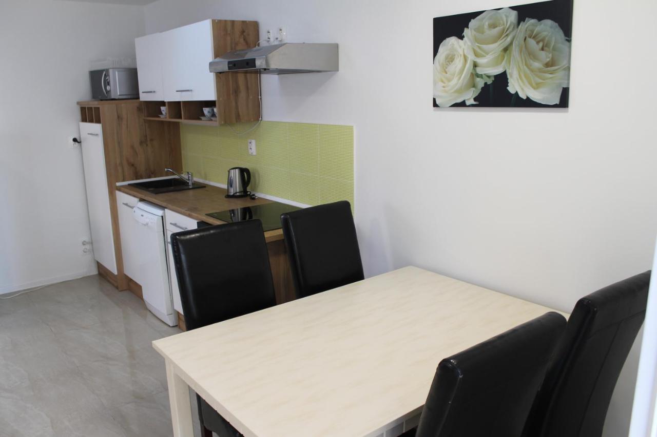 Apartmany Pri Auparku Piest'any Exteriör bild